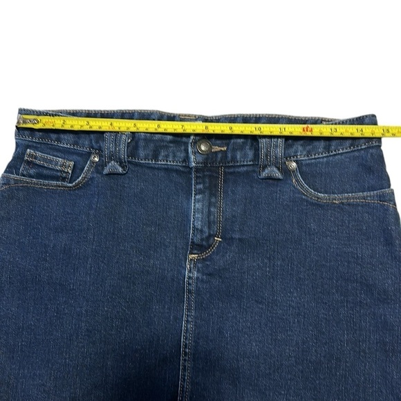 Patagonia Dark Wash DenimMini Skirt with Double Wide Belt Loops Size 4 - Picture 6 of 7